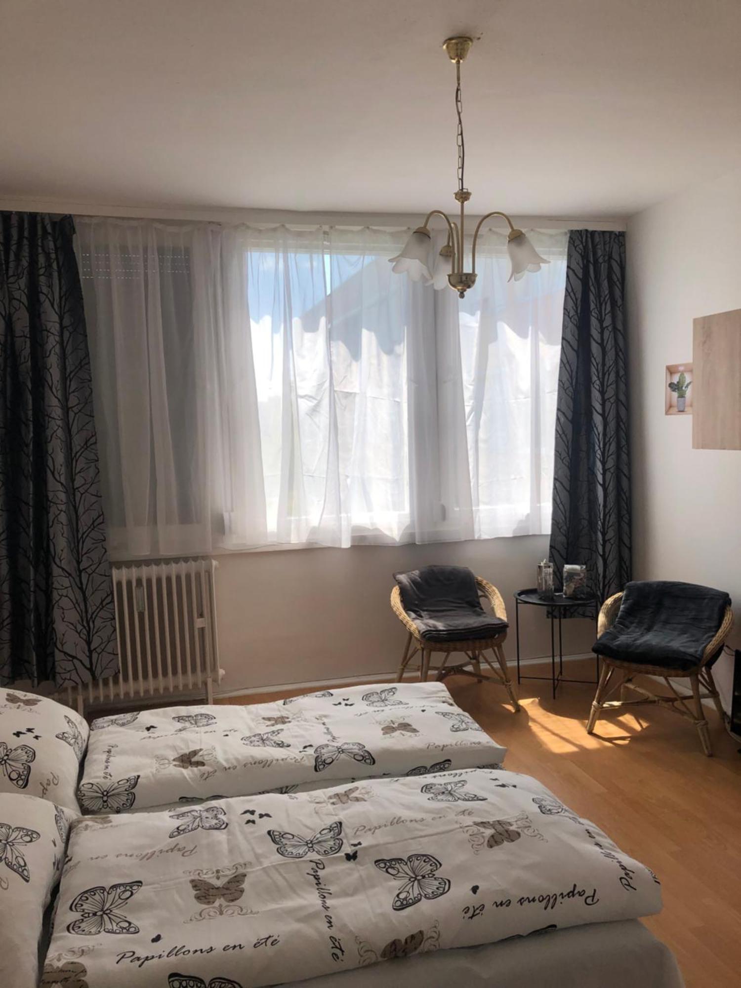 Juti Apartman Eger Exterior foto